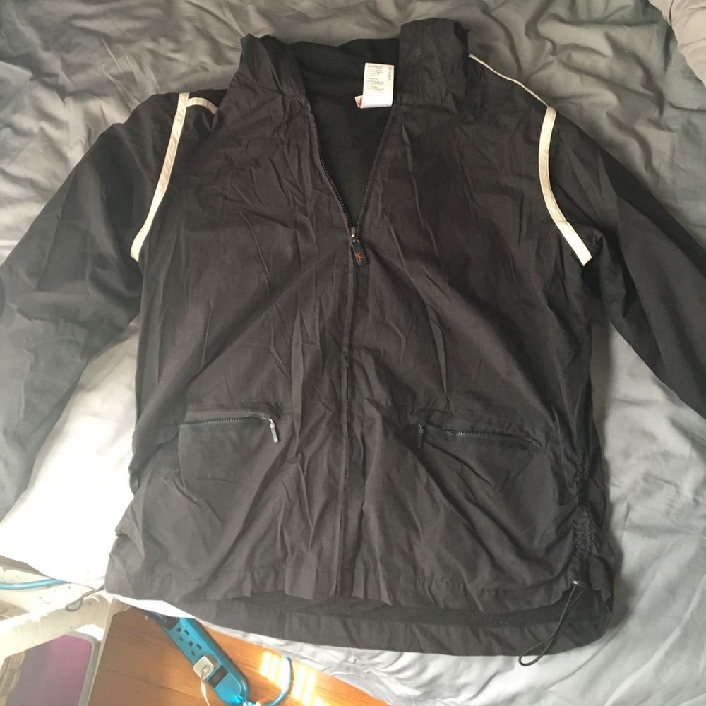 Danskin wind breaker
