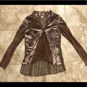 Gimmicks velvet and lace top