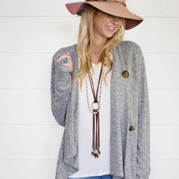 Arrived! Super comfy Grey thumb hole sweater - Picture 4 of 4