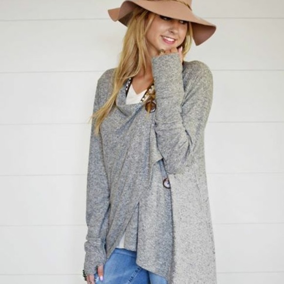 Sweet Sassy Vines Boutique Sweaters - Arrived! Super comfy Grey thumb hole sweater