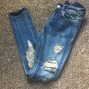 Thrill ripped jeans