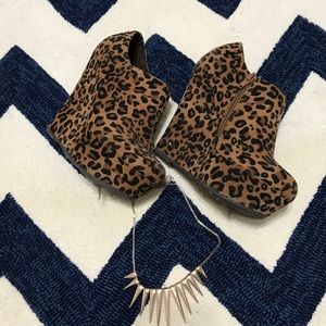 Leopard round toe platform shoes