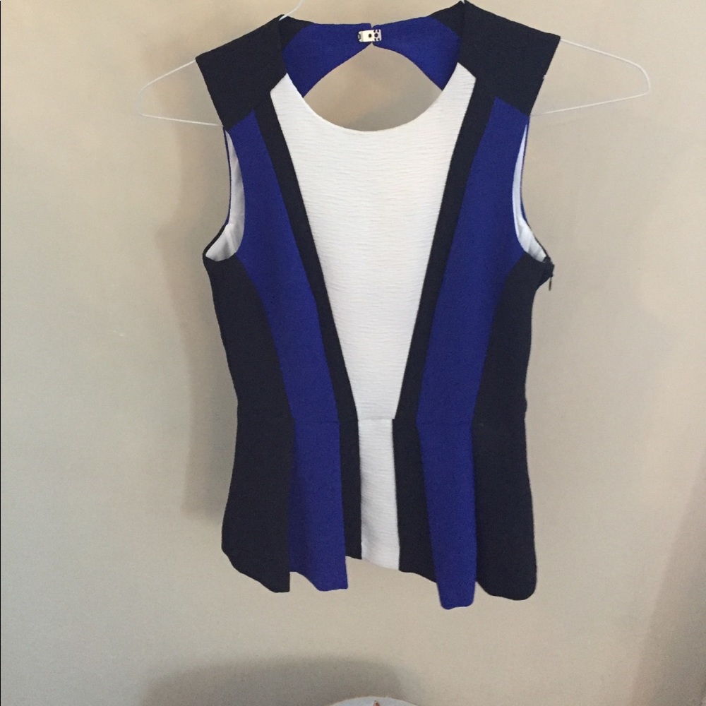 Dressy top.NWT.