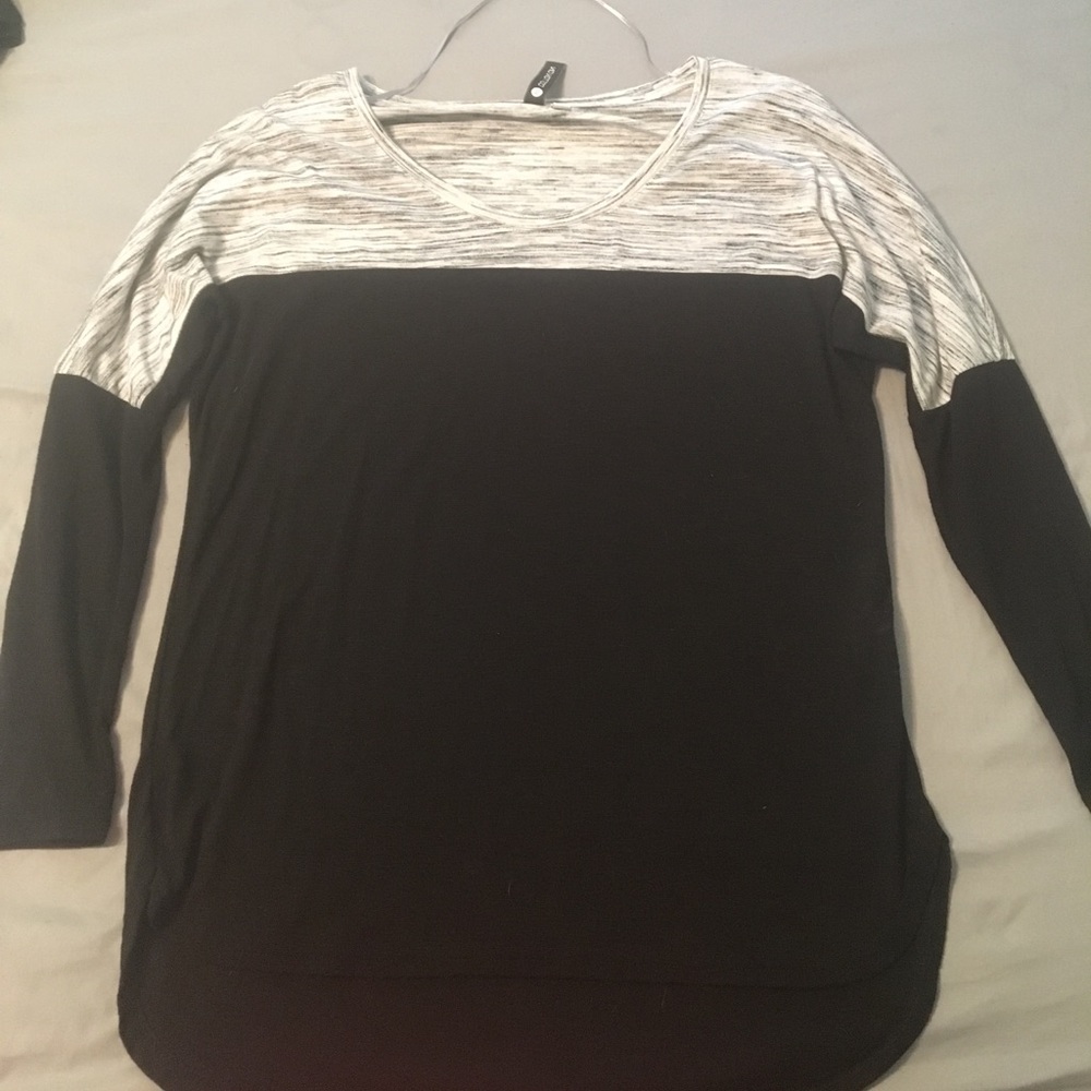 Black and White Long Sleeved Shirt. Size S