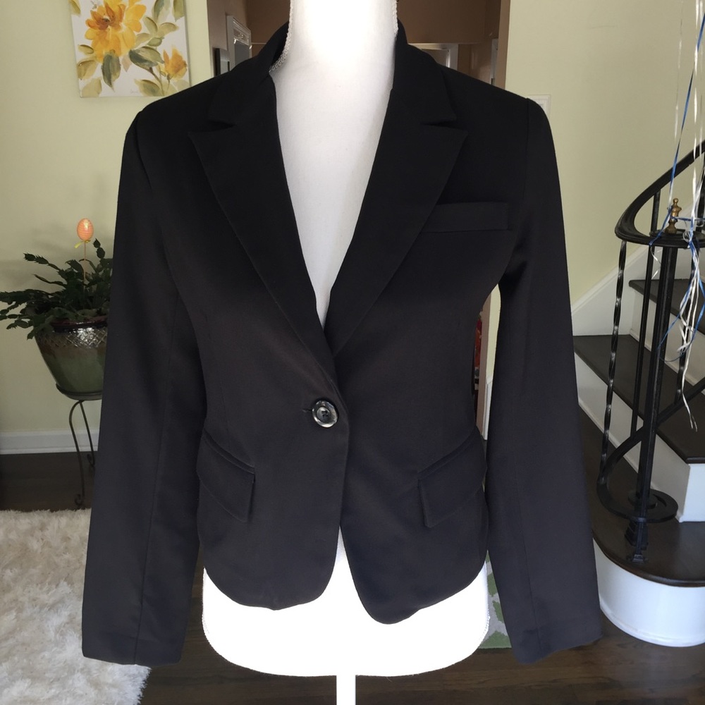 Forever Twenty One black blazer. Size small.