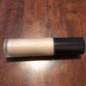 Becca Backlight Priming Filter