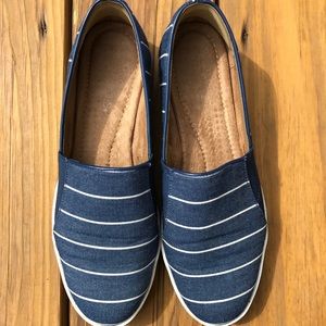 AEROSOLES Blue Striped Flat 💙Size: 8