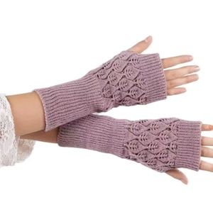 🔥🌡HP🌡🔥Dusty pink fingerless mitts