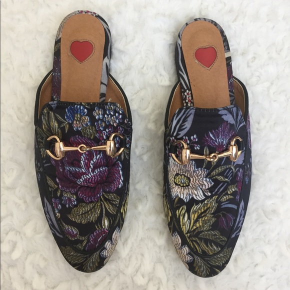 Shoes - • Floral Slip On Mules •