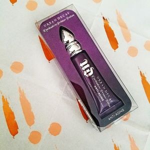 UD Anti Aging Eyeshadow Primer Potion