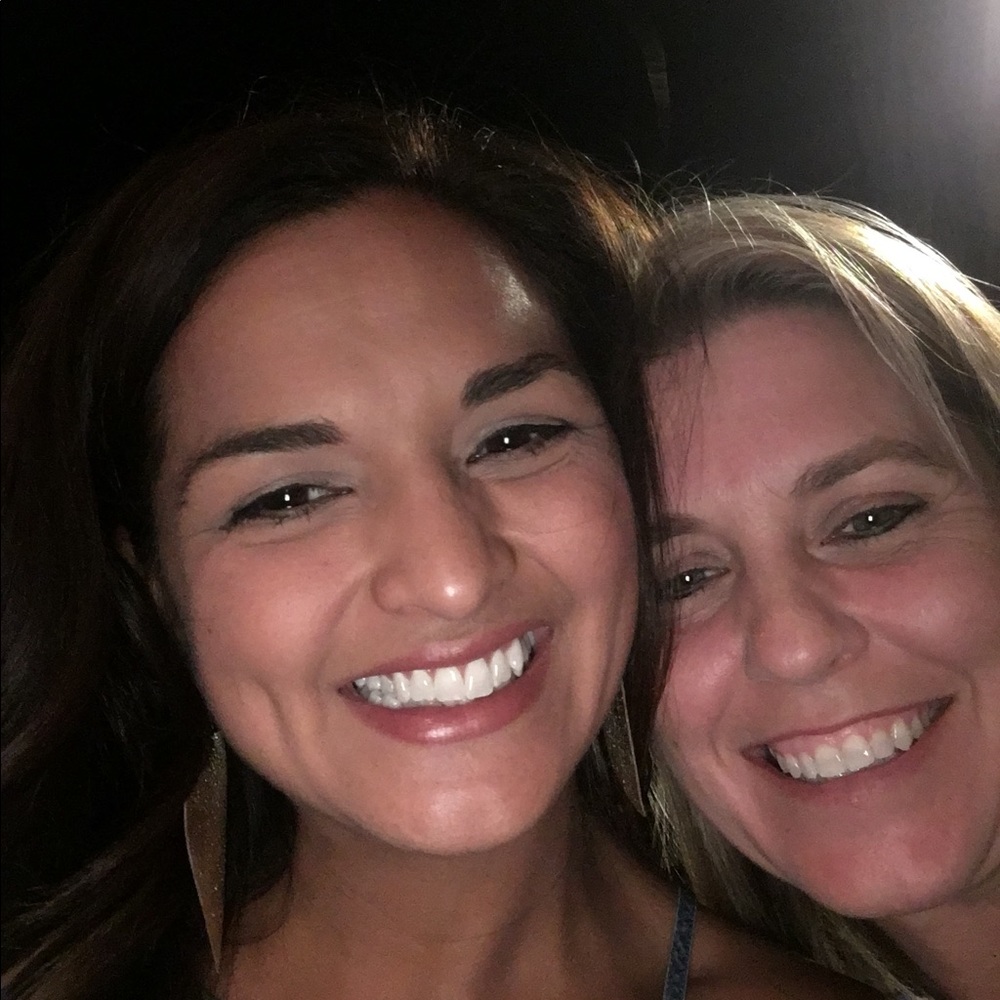 Meet your Posher, Valarie