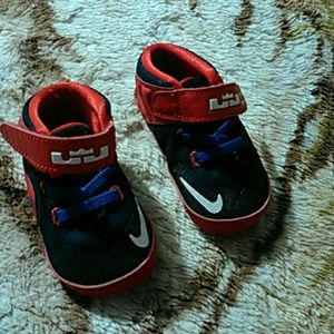 Nike baby shoes size 3c