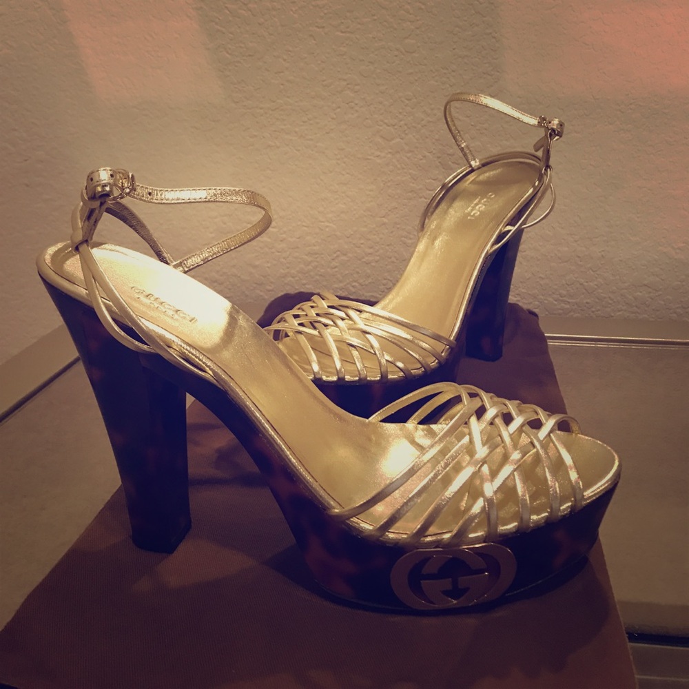 Gucci Platform Sandals: size 9.5