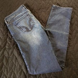 Hollister dark wash jeans. Size 5R.