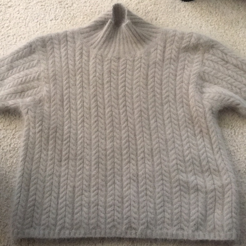 Ellen Tracy Sweater