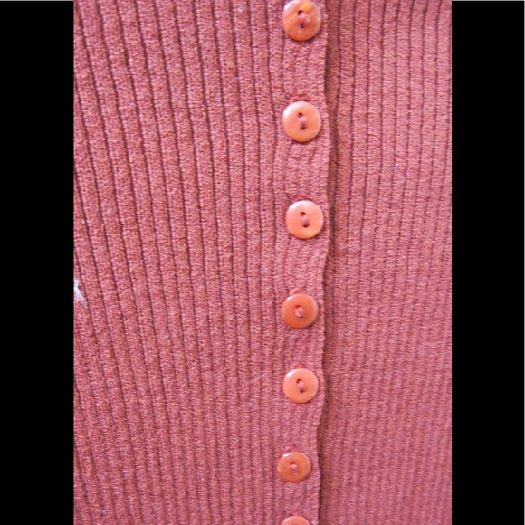 V neck button down - Picture 2 of 2