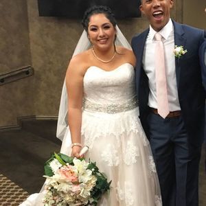 Meet your Posher, Sidney