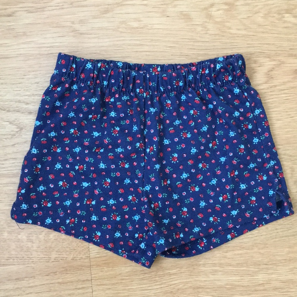 LAST CHANCE🐳Carter's navy floral shorts