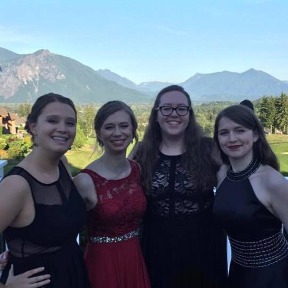 Meet your Posher, Amanda