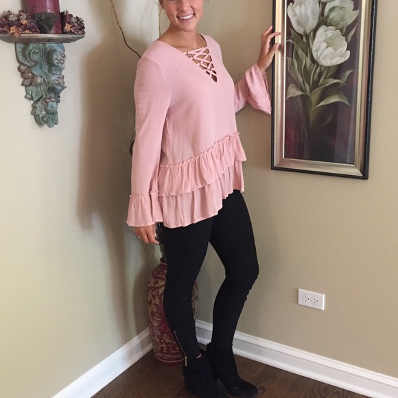 Top - Ruffle Layers & Bell Sleeves - Picture 2 of 4