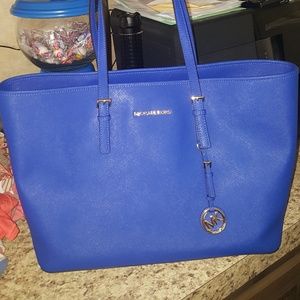 Michael kors tote