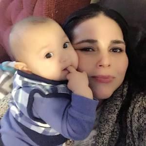 Meet your Posher, Ofelia