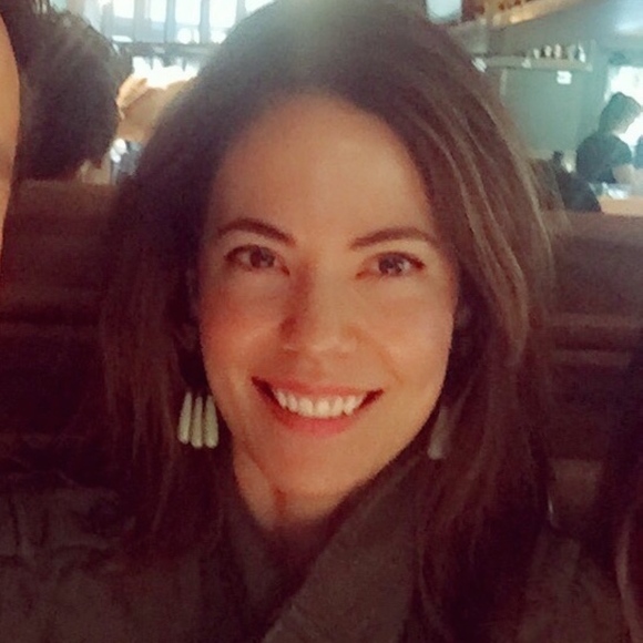 Meet your Posher, Julie - Picture 3 of 6