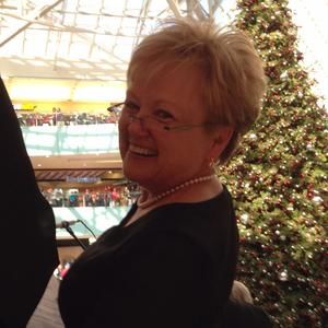 Meet your Posher, Candi