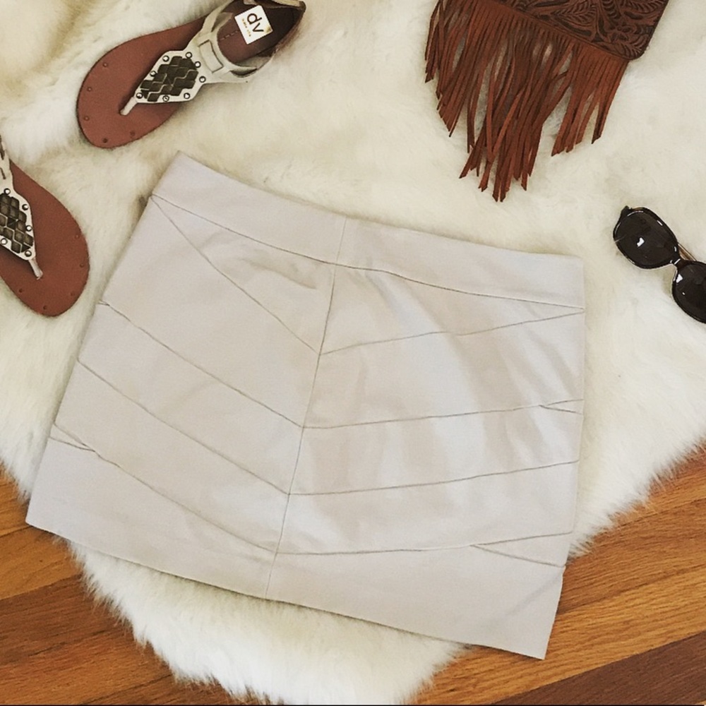 Express Body Con Mini Skirt (EUC- Size 10)