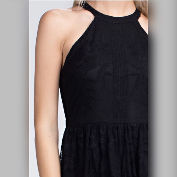 Nasha Halter Lace Maxi Dress - Picture 3 of 7