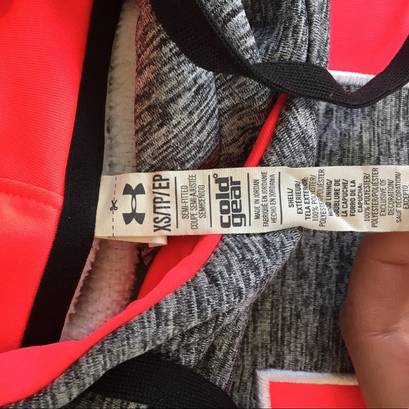 Under Armour "Storm" hoodie - Picture 2 of 2