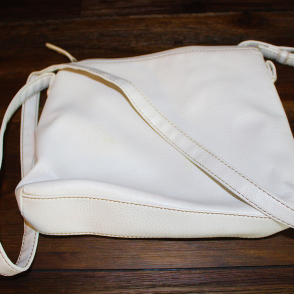 Nine West satchel - Picture 3 of 4