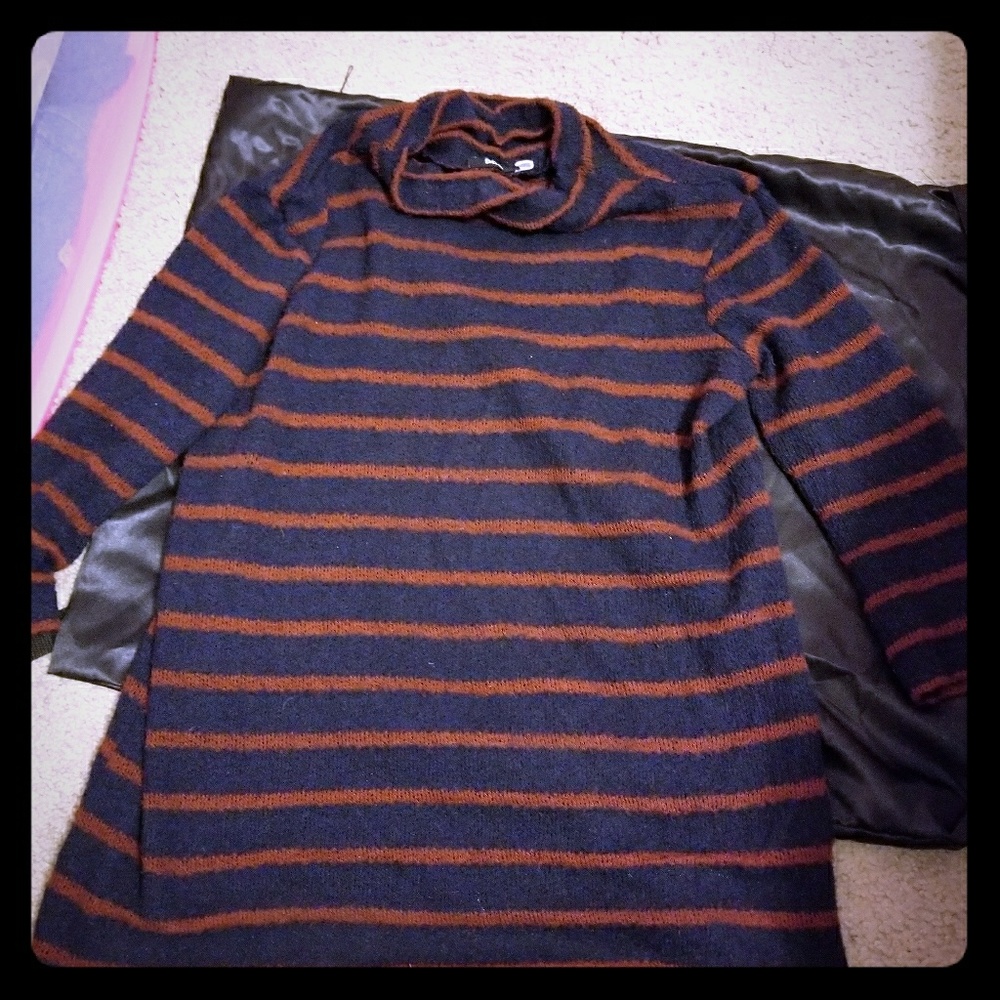 🚫SOLD🚫BDG (Urban Outfitters) striped sweater