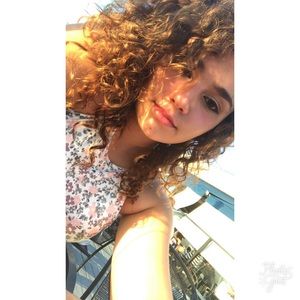 Meet your Posher, Brianna