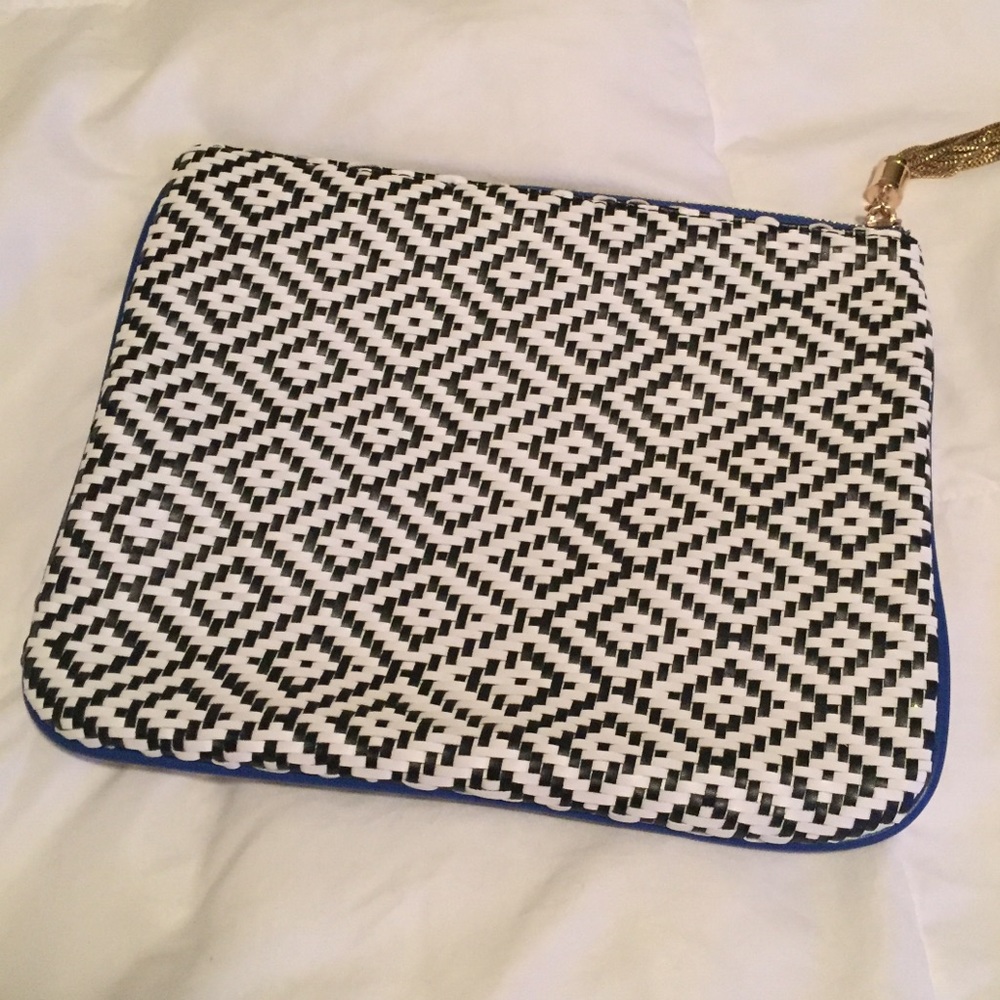 Black and white woven clutch