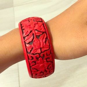 Oriental Carved red and black enamel bracelet