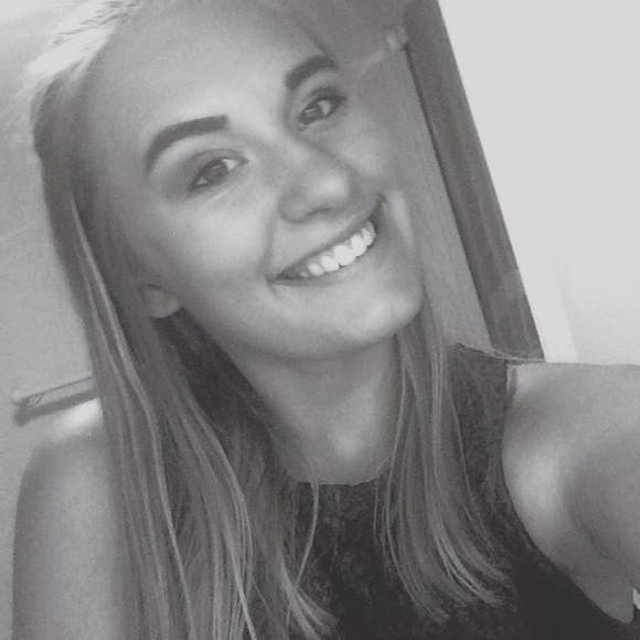 Meet your Posher, Kaitlin - Picture 1 of 1