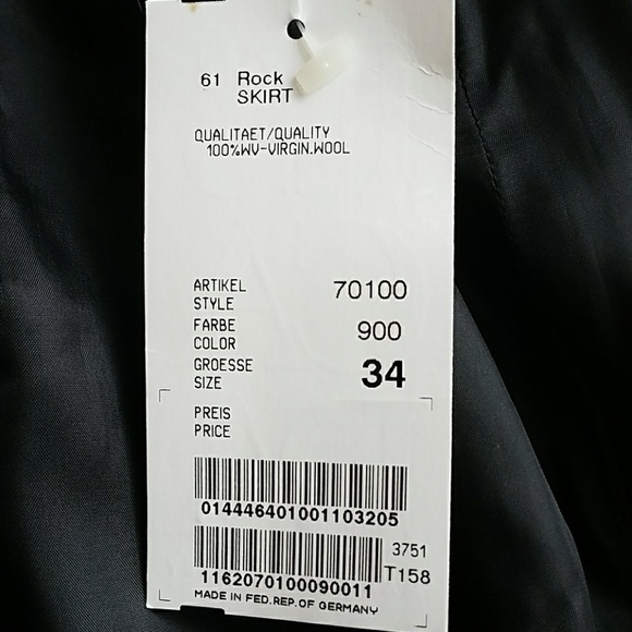 New Black Escada Skirt - Picture 5 of 8