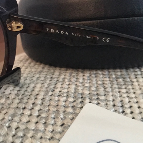 ?% authenticPrada butterfly sunglasses main image 5