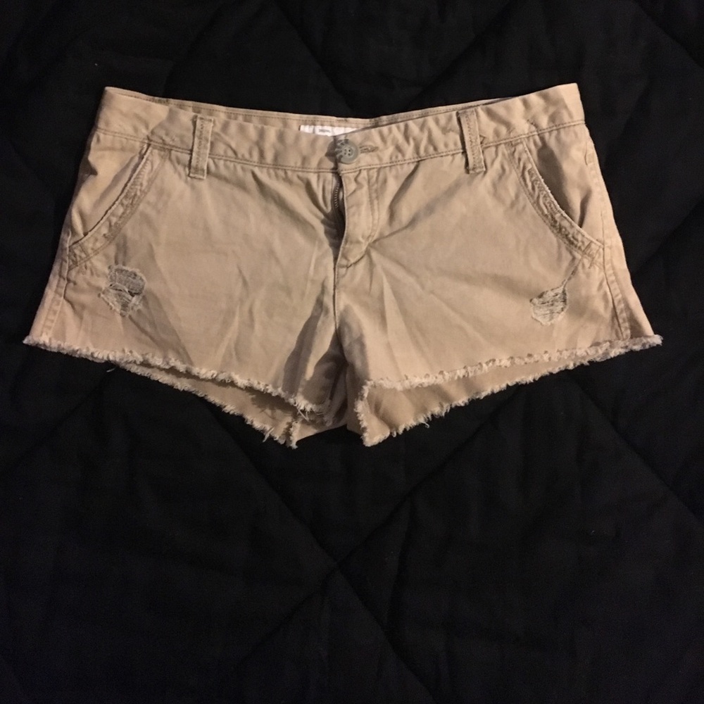 Aeropostale tan shorts