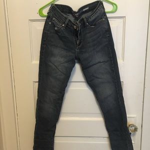 Dark demin skinny jeans