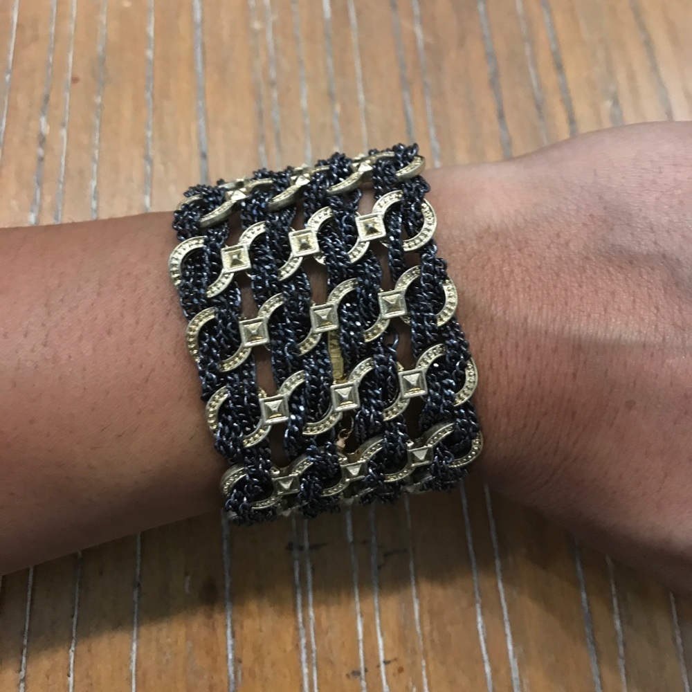 Banana Republic toggle bracelet