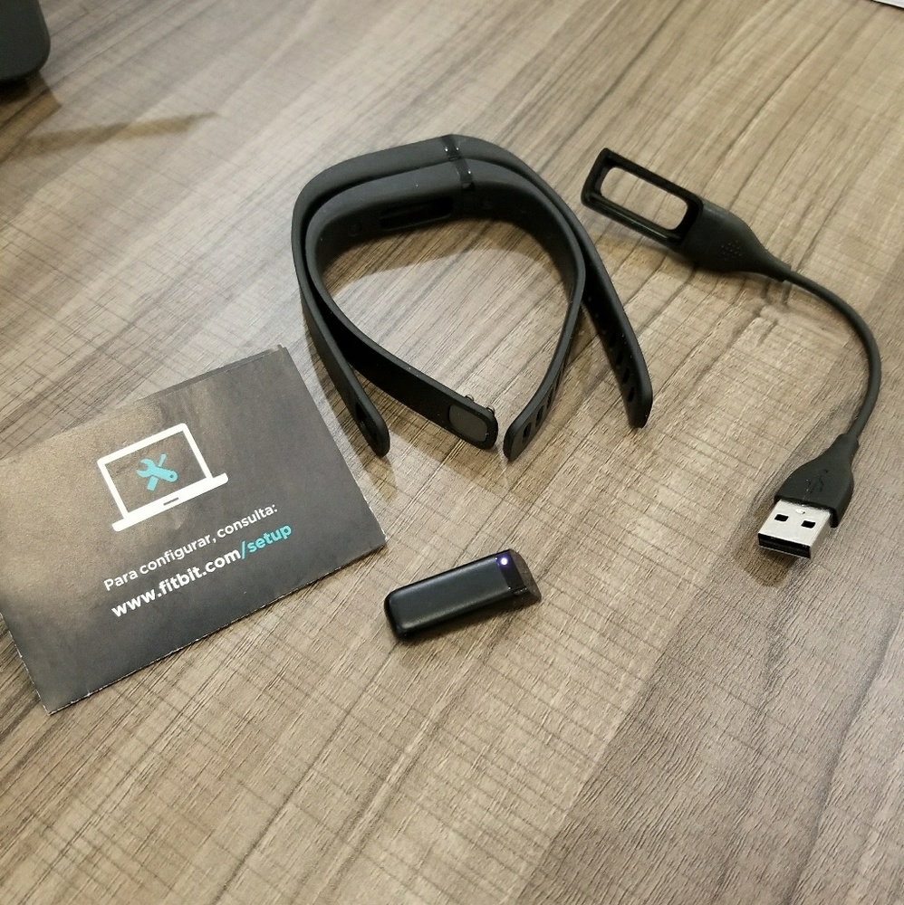 SOLD - Fitbit Flex - large set