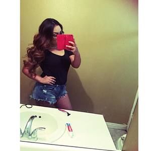 Meet your Posher, Sarai