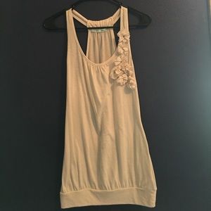 Adorable tank top. Size medium.