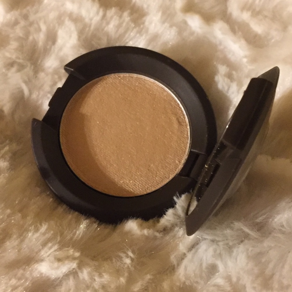 BECCA Moonstone (Mini) BRAND NEW
