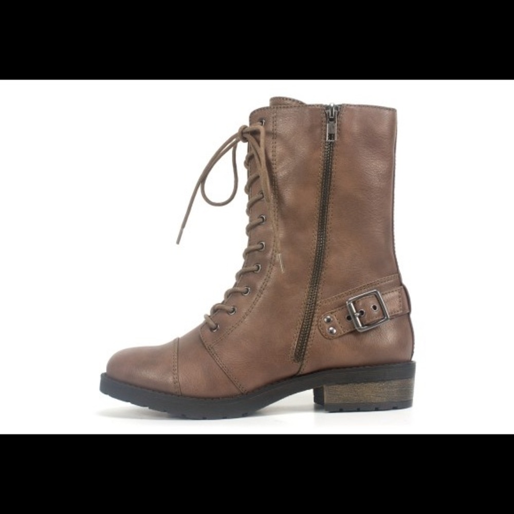 White Mountain Taupe Boot