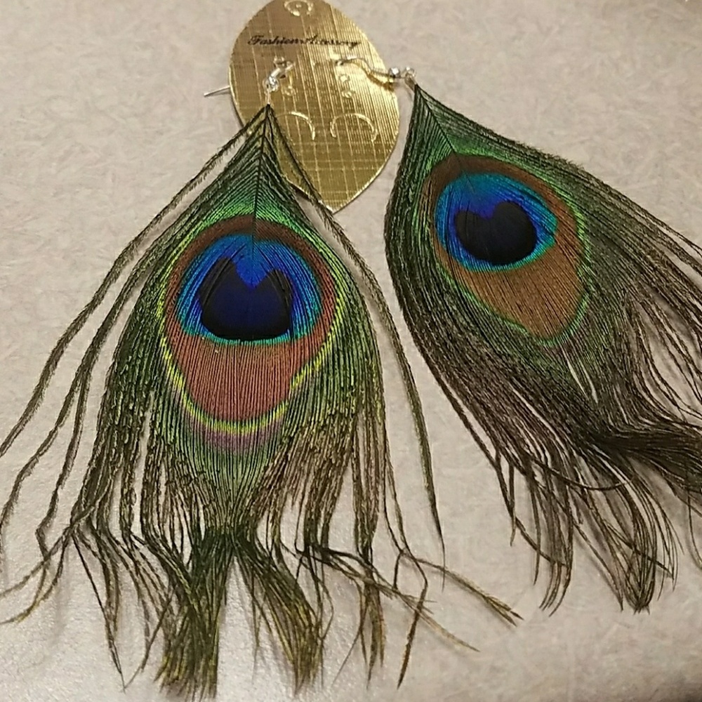 Gorgeous Real Peacock Feather Earrings