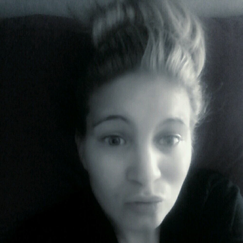 Meet your Posher, April