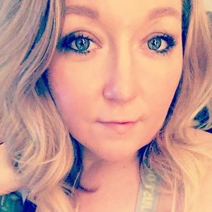 Meet your Posher, Kelley